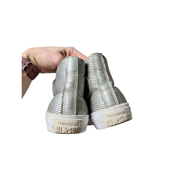 Converse Chuck Taylor 2 Hi Perforated Metallic Silver Women’s Size 8 - Picture 4 of 11